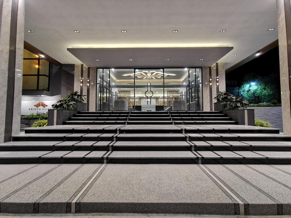 Arista Hotel Ubon Ubon Ratchathani Esterno foto